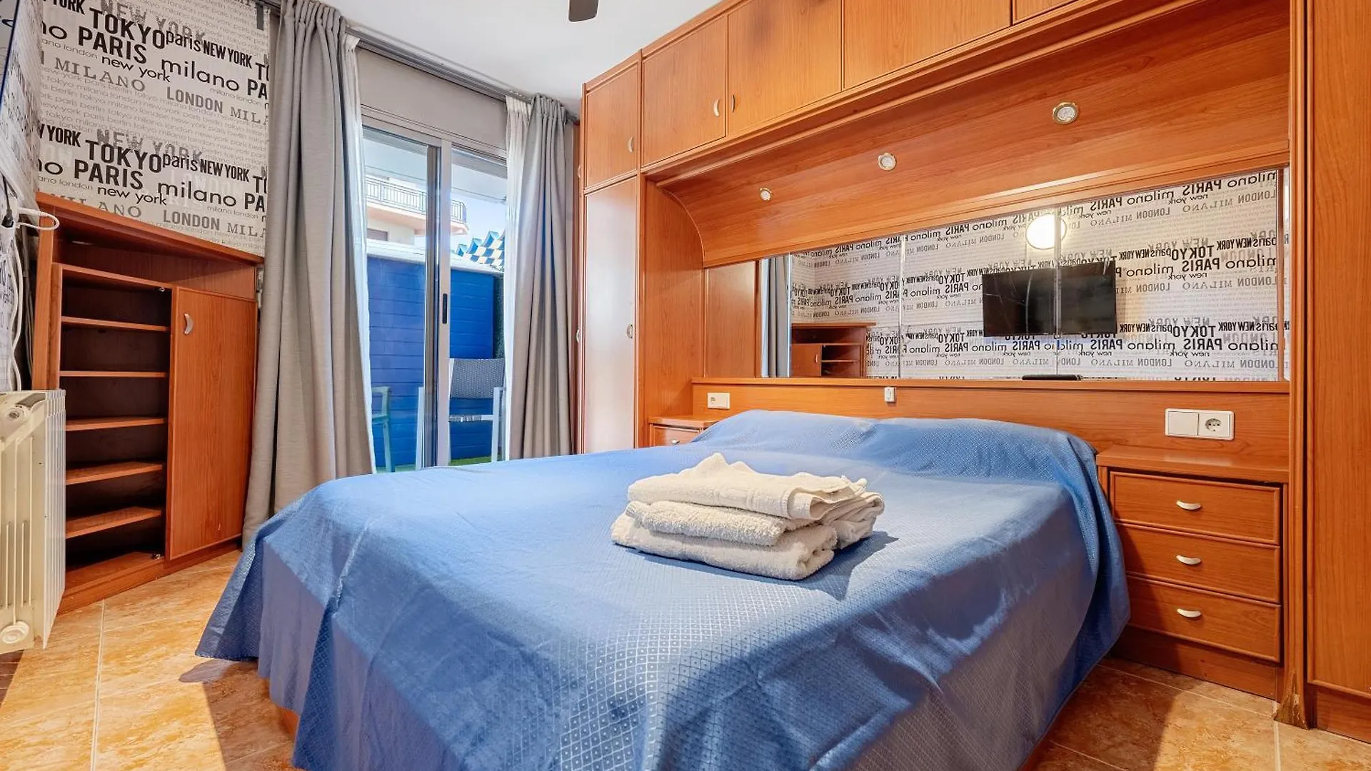 5 Min De Port Aventura, Salou Apartment