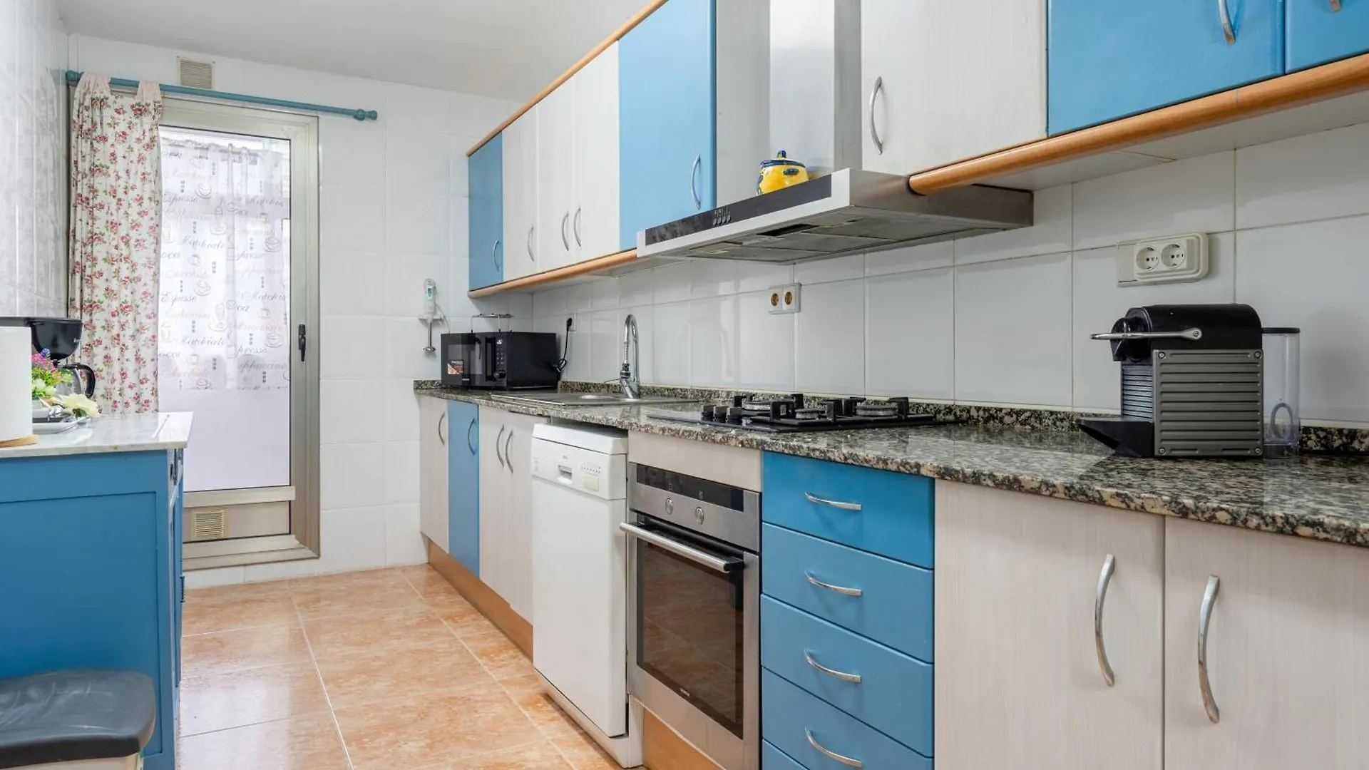 Apartmán 5 Min De Port Aventura, Salou